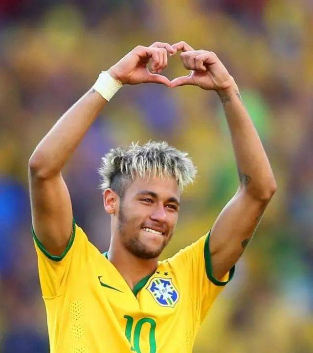 富保罗：詹姆斯本赛季不会离开湖人 但紫金军配置够不着西决门槛