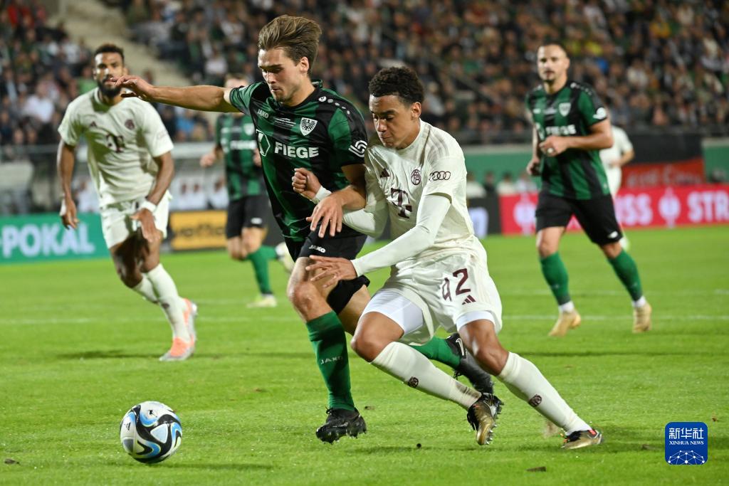 阿森纳新赛季第二客场球衣发布：灵感来自海布里球场