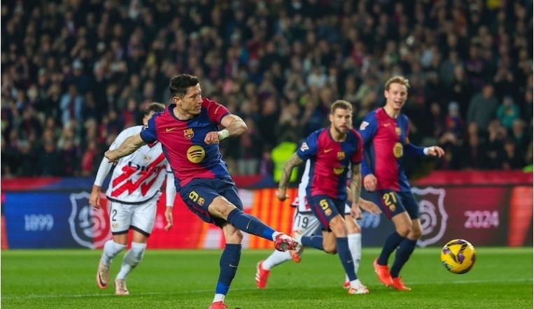 坎塞洛：若赢得世界杯会脱下国家队战袍；未来希望回到本菲卡