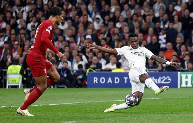 足球文化与城市精神（城市气质与足球文化）