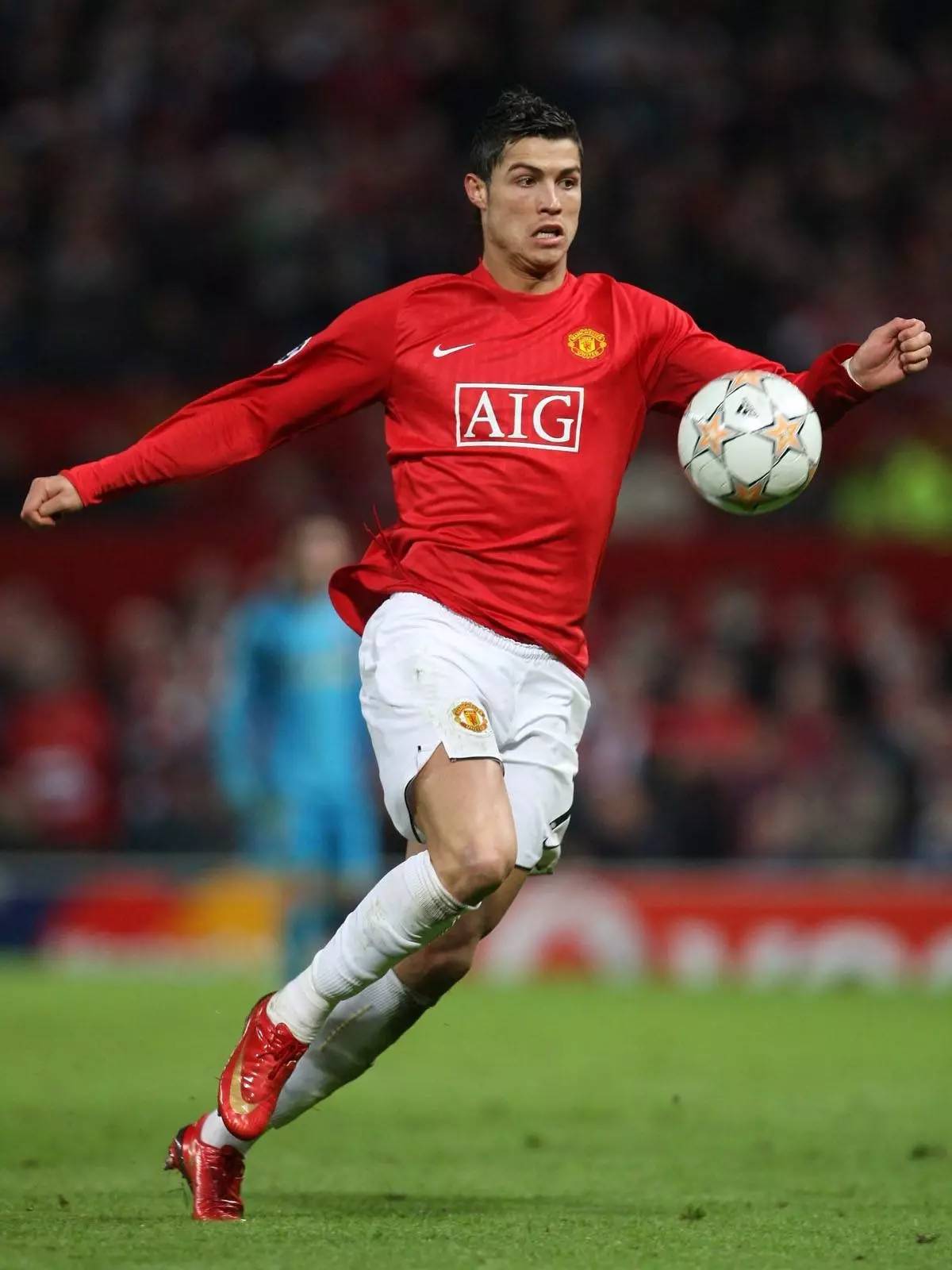 利物浦vs埃因霍温：伊萨克替补，加克波战旧主，萨拉赫首发