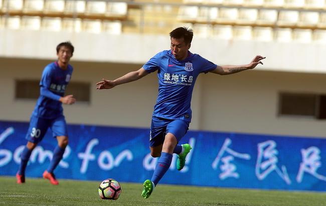 实至名归！登贝莱获304张第一选票，总得分1934分碾压优势获奖（名副其实！登贝莱揽下304张第一选票，凭1934分压倒性夺奖）