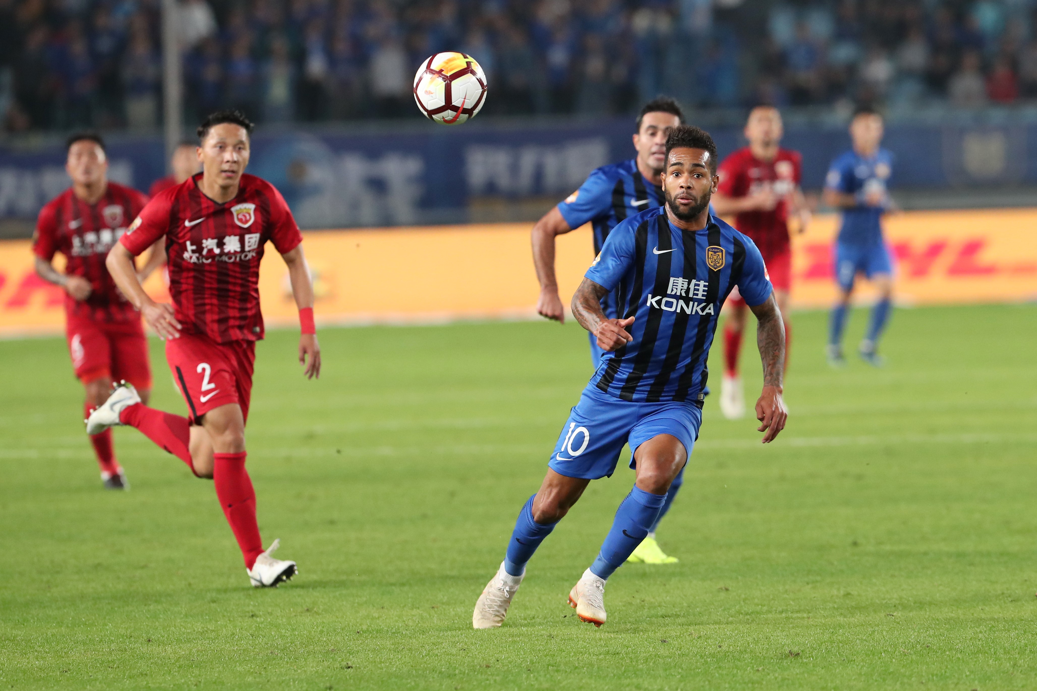 西甲：巴萨锋线爆发 3-0击败塞尔塔