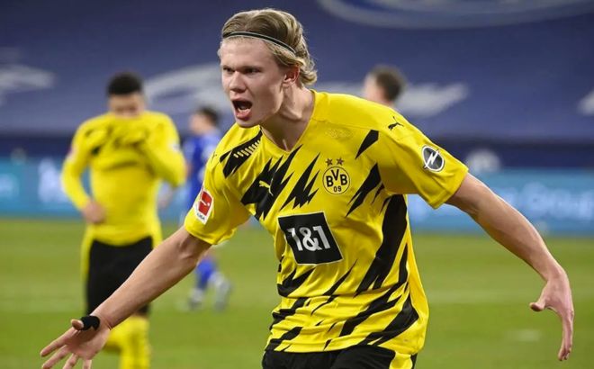 足协杯创历史摘亚背后：河南足球31 年坚守与酒祖杜康护航（河南足球31年坚守结硕果：足协杯历史性亚军，酒祖杜康相伴护航）